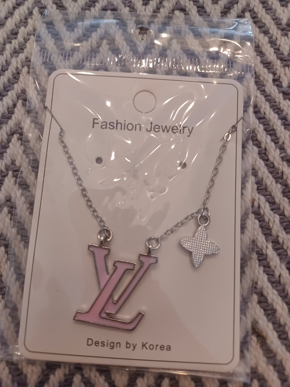Pink Style Pendant Necklace - Fashion Jewelry